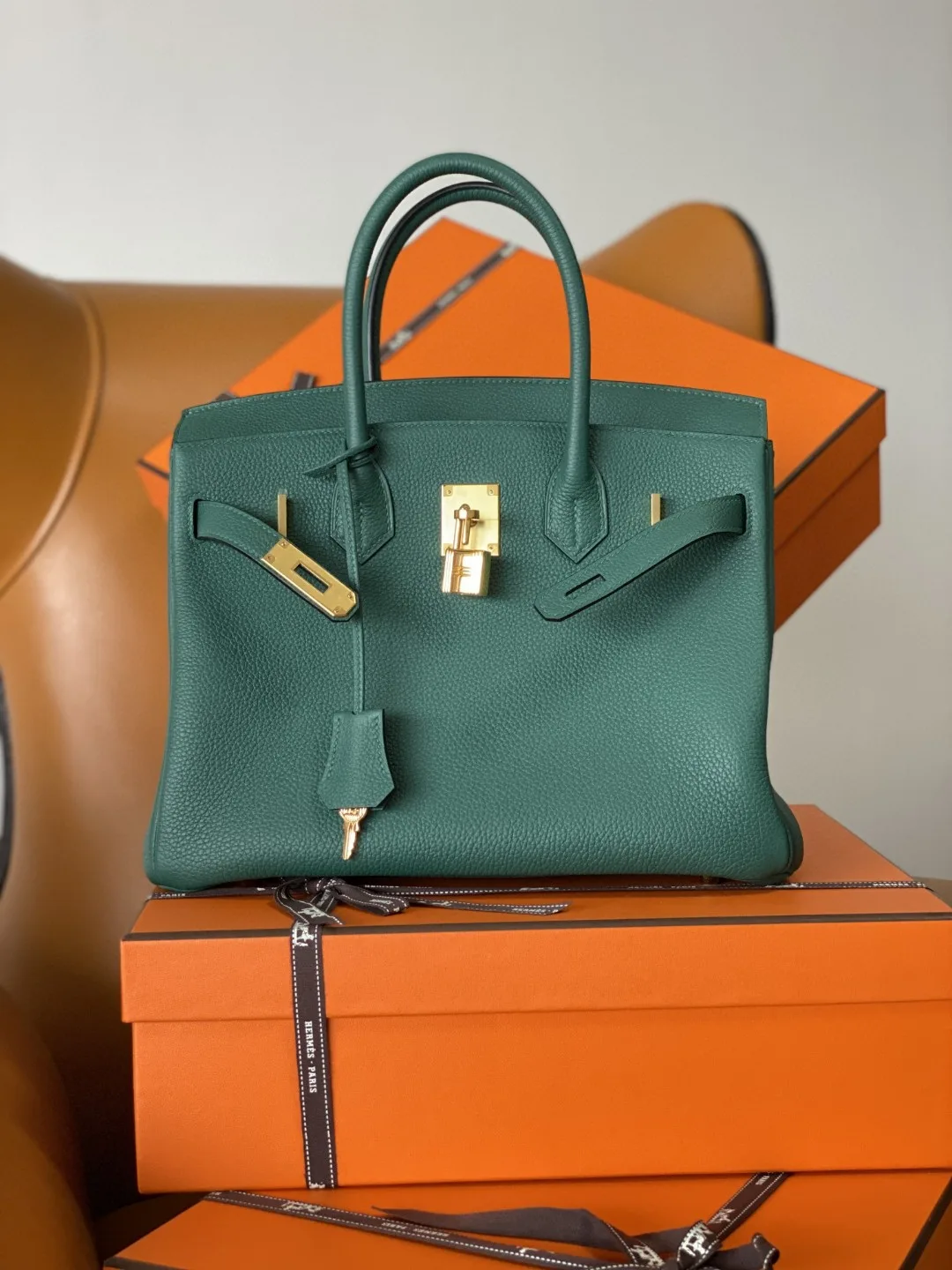 Hermes Birkin Top Handle Bag / Nata Swift Dark Green Gold Hardware - Image 5