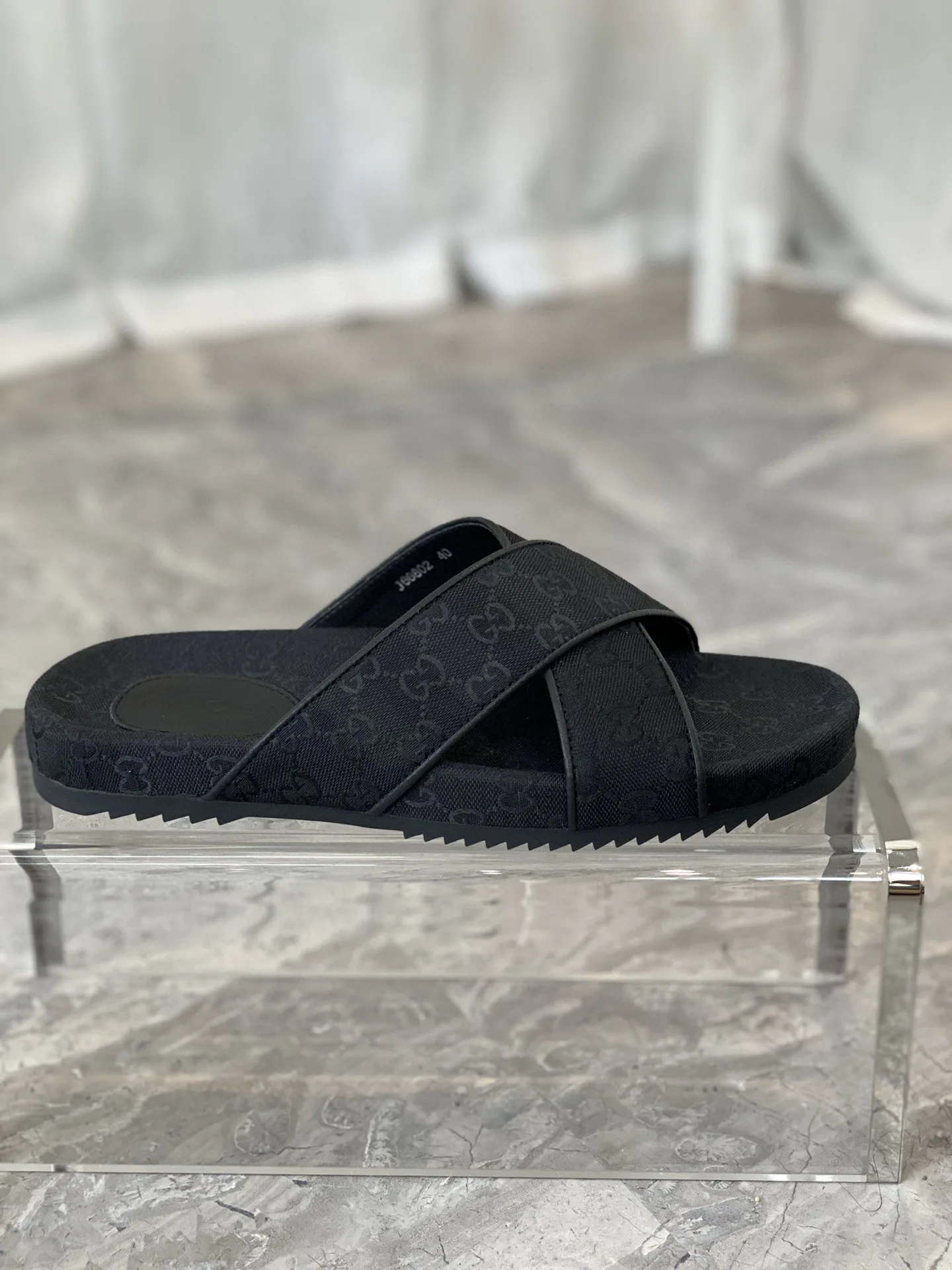 Gucci Mens GG Crisscross Slide Sandals Black - Image 4