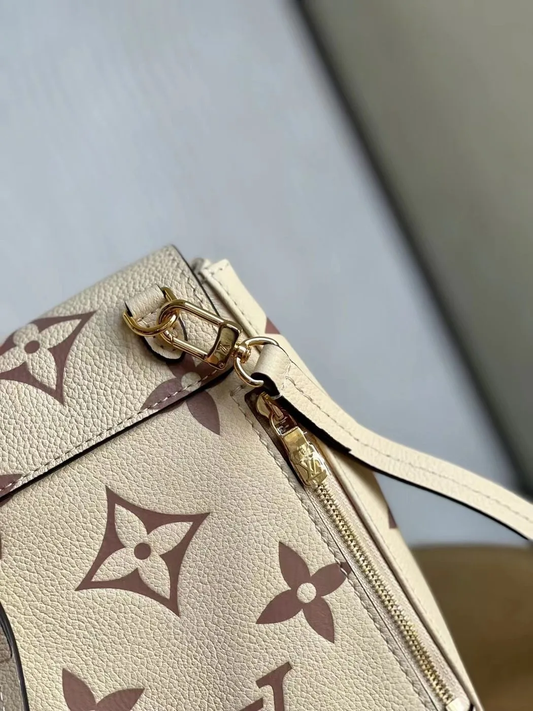 Louis Vuitton Tiny Backpack Monogram Empreinte Cream - Image 3
