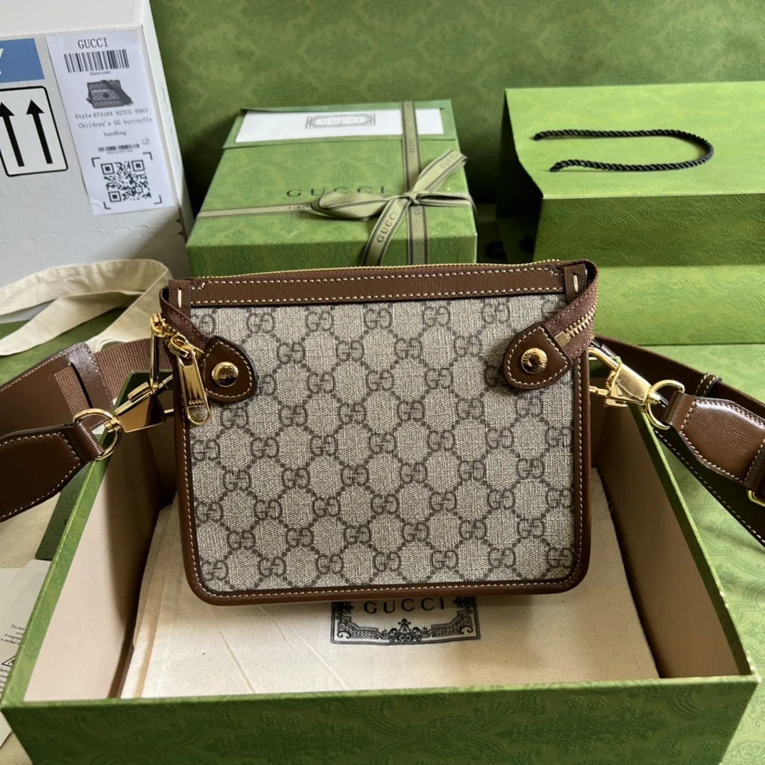 Gucci Messenger Bag With Interlocking G Beige And Ebony GG Supreme Canvas And Brown / GG 92THG - Image 6