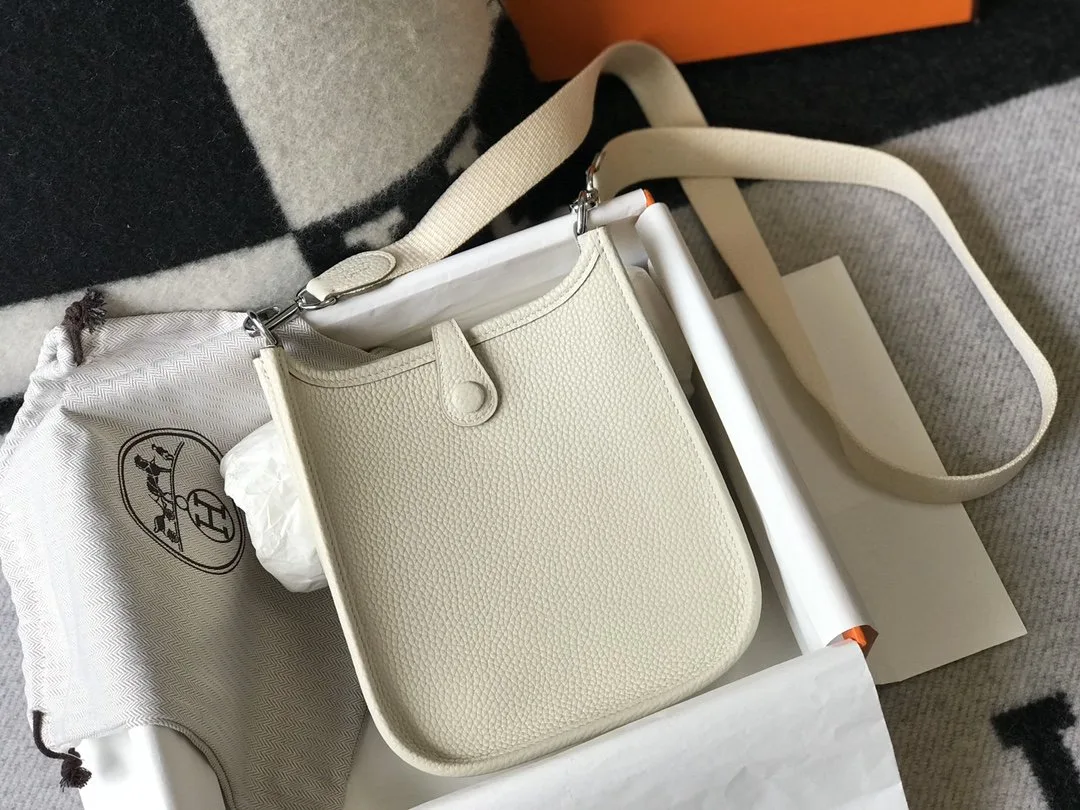 Hermes Evelyne 16 Amazone Bag Beige With Silver-Toned Hardware - Image 3