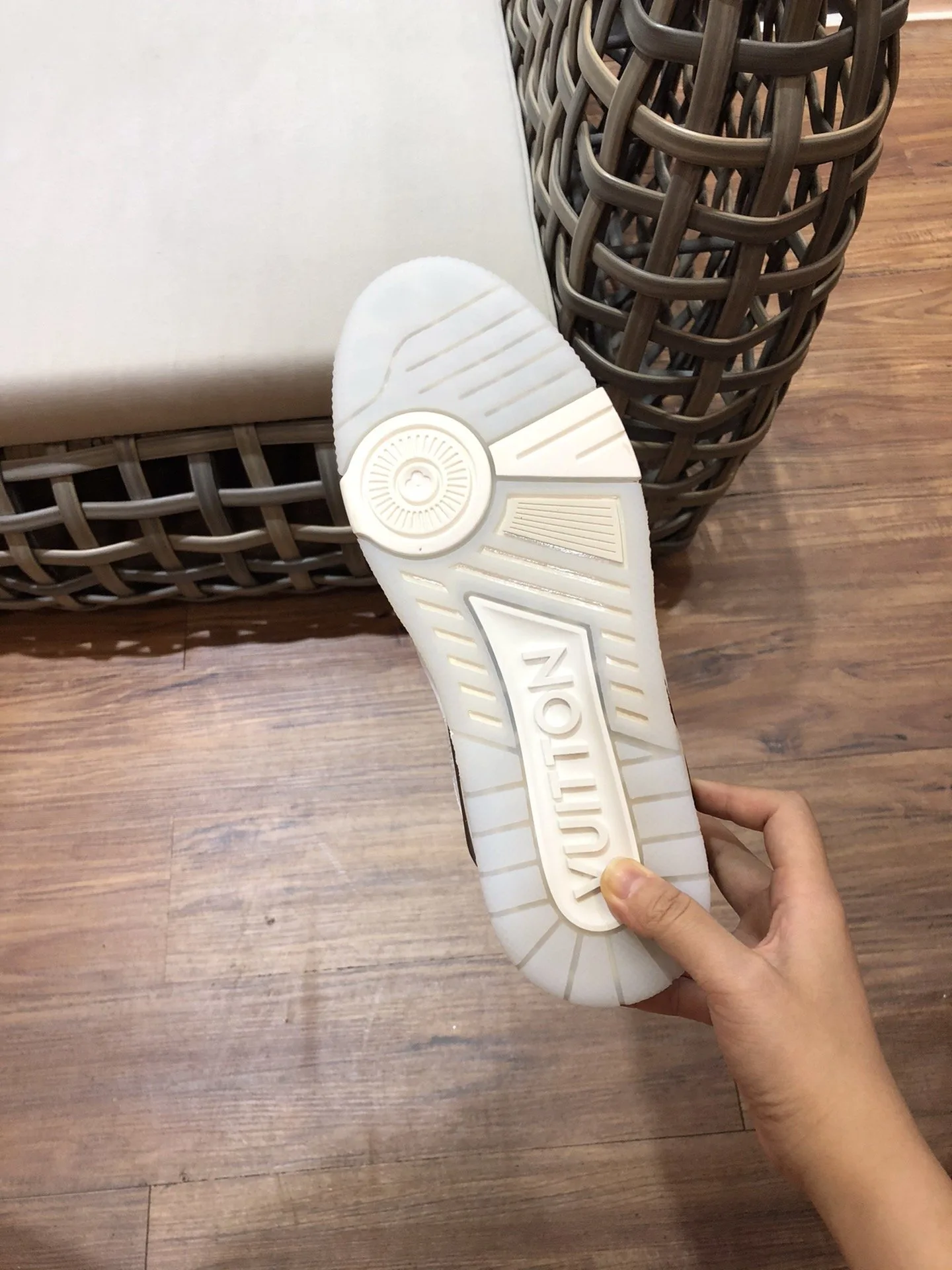 Louis Vuitton Trainer Sneaker Rubber Monogram White/Brown Virgil Abloh - Image 6
