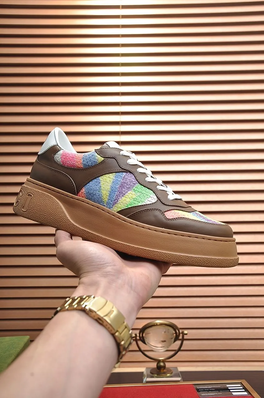 Alternative view of Gucci Men’s Sneaker With Pale Rainbow Brown