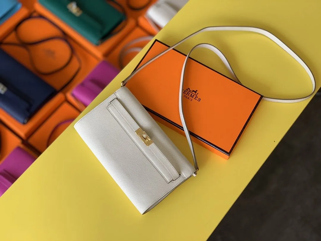 Hermes Kelly Wallet