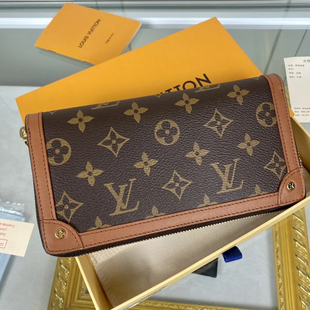 Louis Vuitton Zippy Wallet Trunk Monogram Canvas - Image 4