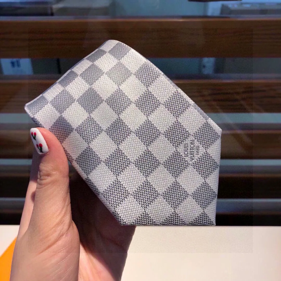 Louis Vuitton Damier Classic Tie Grey LV Men - Image 3