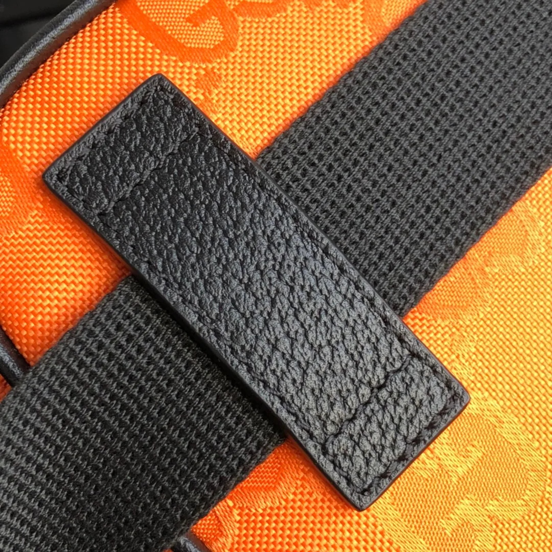 Gucci Gucci Off The Grid Belt Bag Orange GG ECONYL® / - Image 3