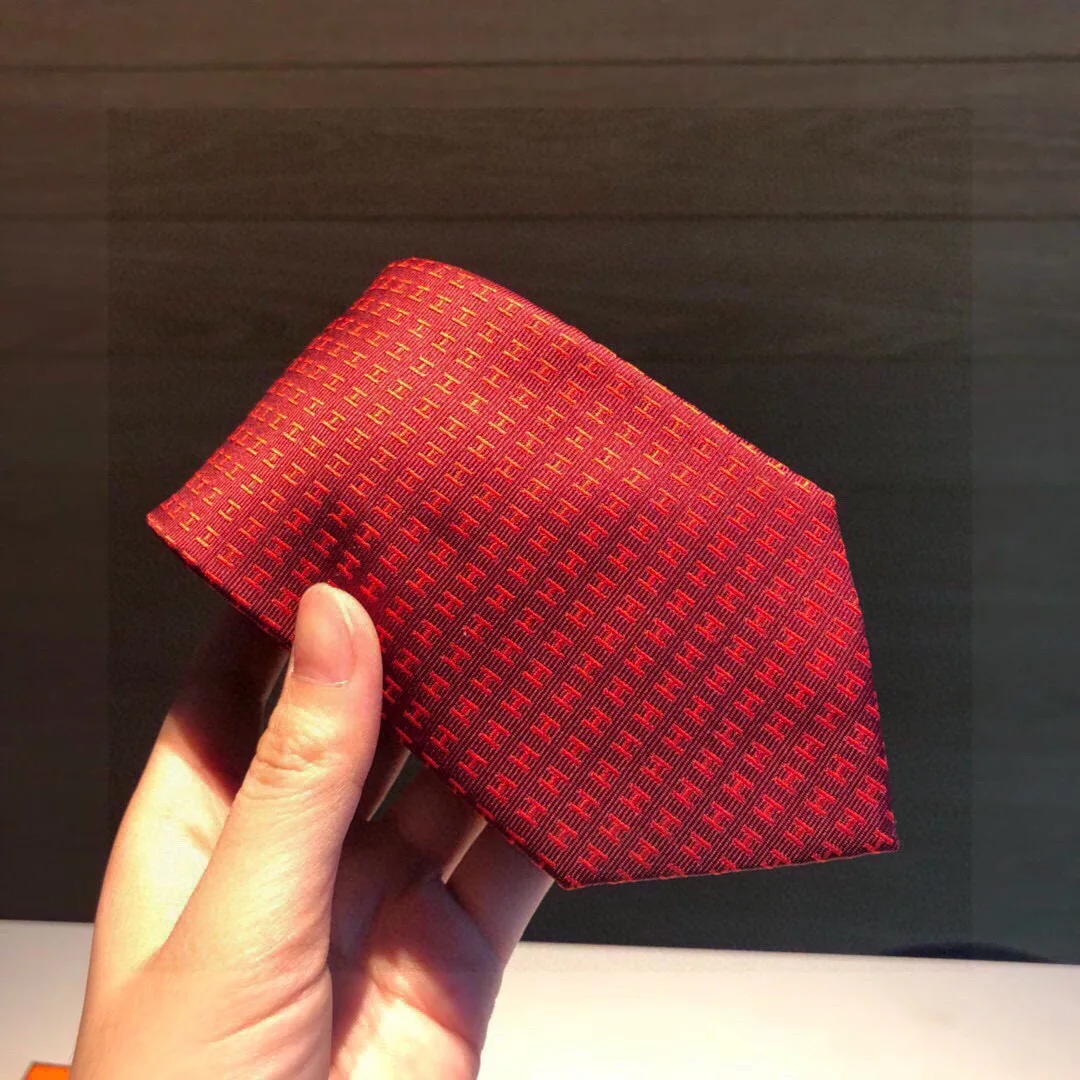 Hermes Faconnee H Tie Cardinal Hermes Men Tie 44 - Image 3