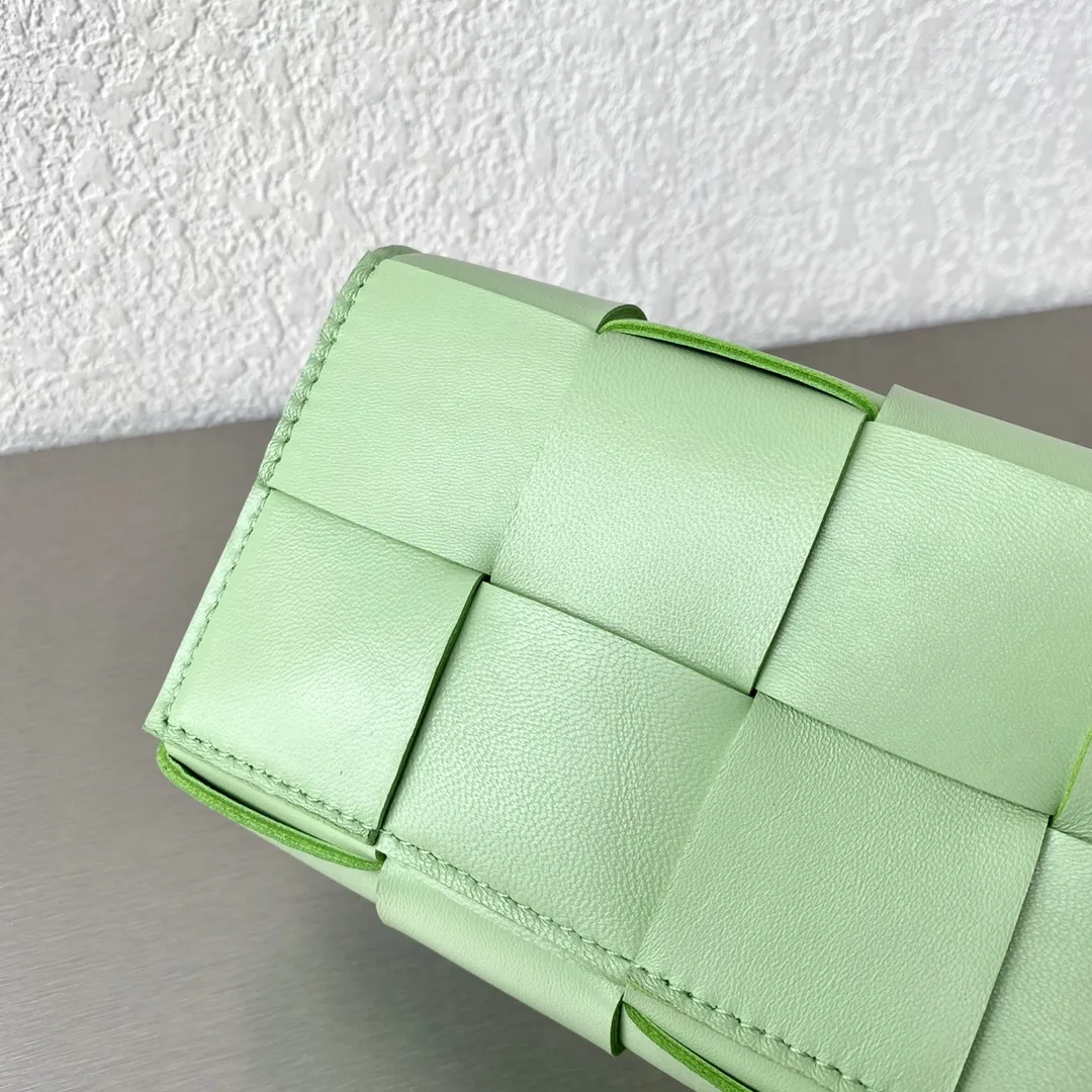 Bottega Veneta Belt Cassette Banana Green - Image 3