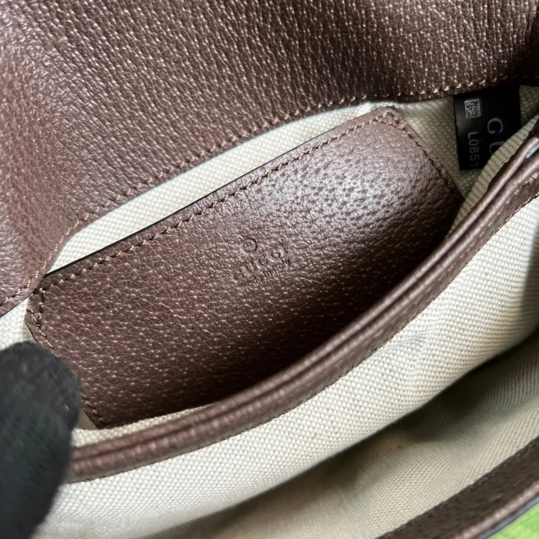 Alternative view of Gucci Blondie Small Shoulder Bag / Beige Gold Hardware