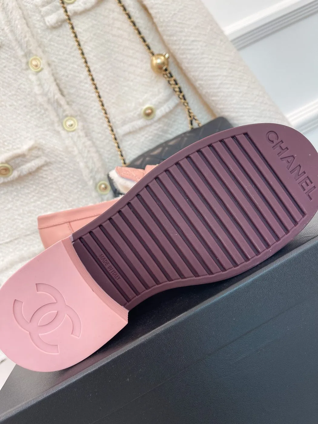 Chanel Women’s Loafers With Lining Pink - Image 5