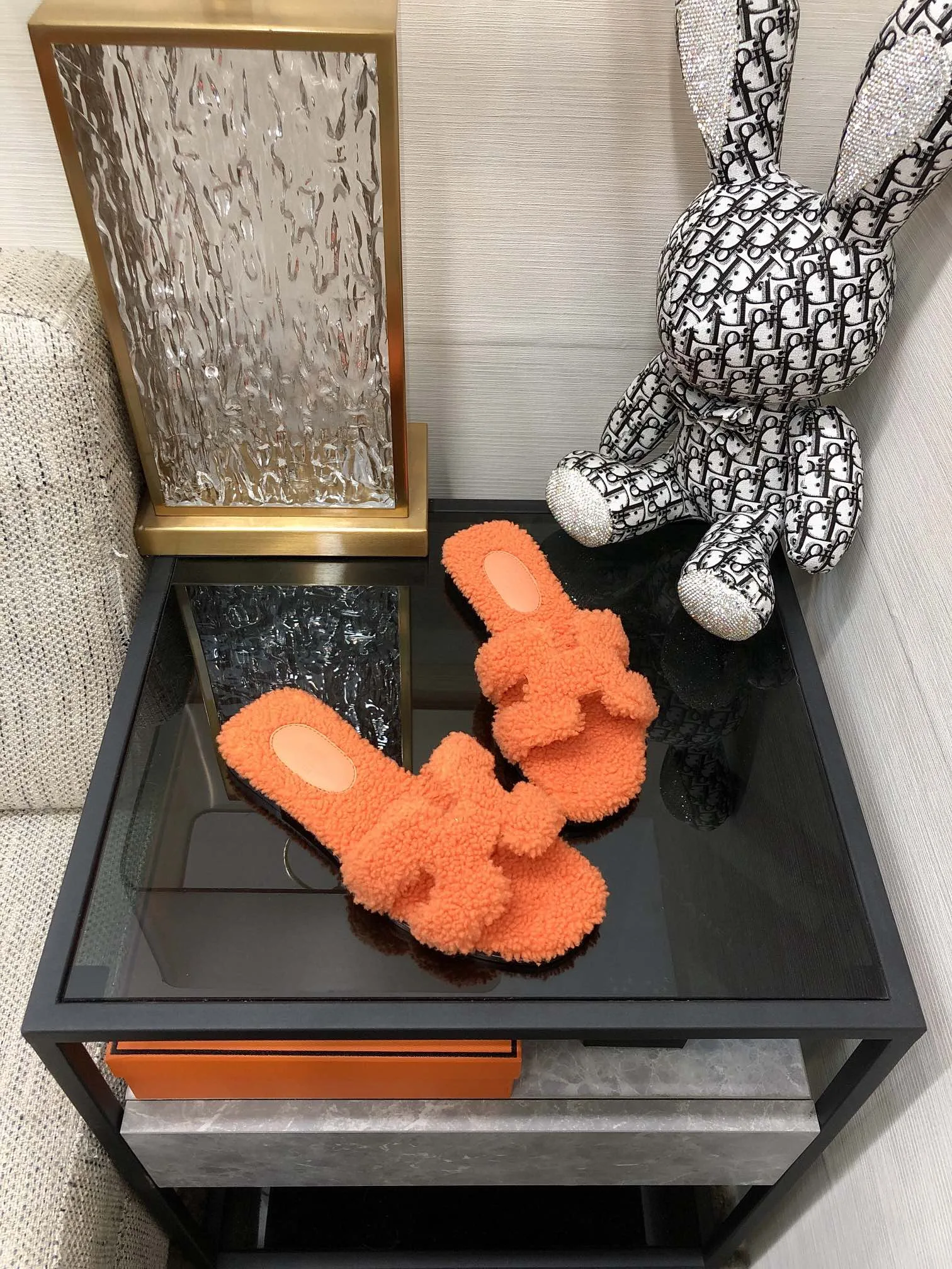 Complete Guide to the Hermes Oran Sandal: Design, Materials, and Care