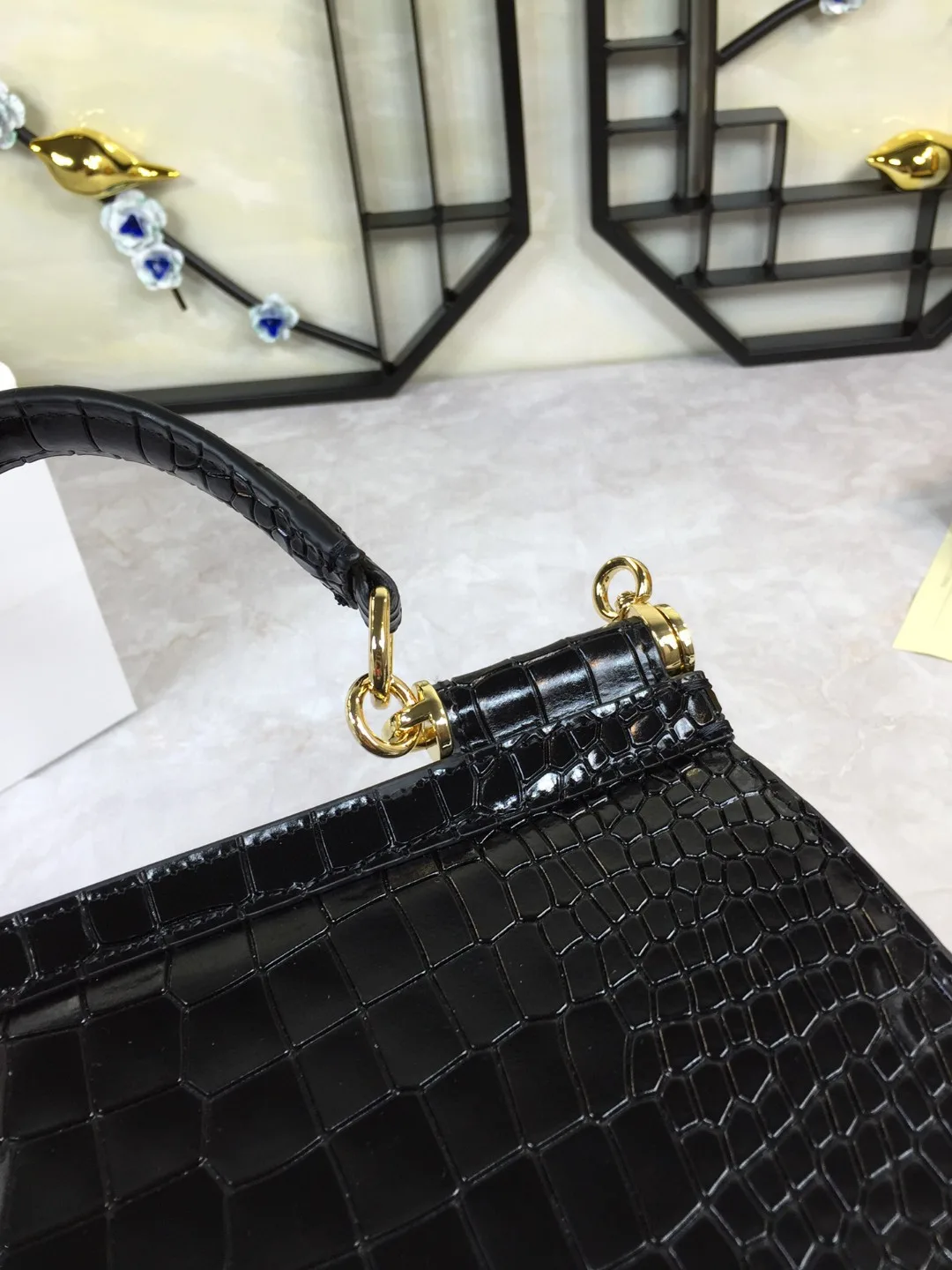 Dolce & Gabbana Medium Sicily Bag In Foiled Crocodile-Print Black / DG - Image 9