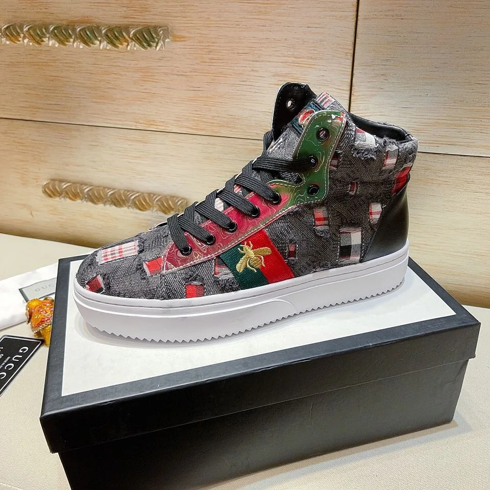 Gucci Men’s Basket Jean’s High Top With Bee Sneaker Black - Image 4