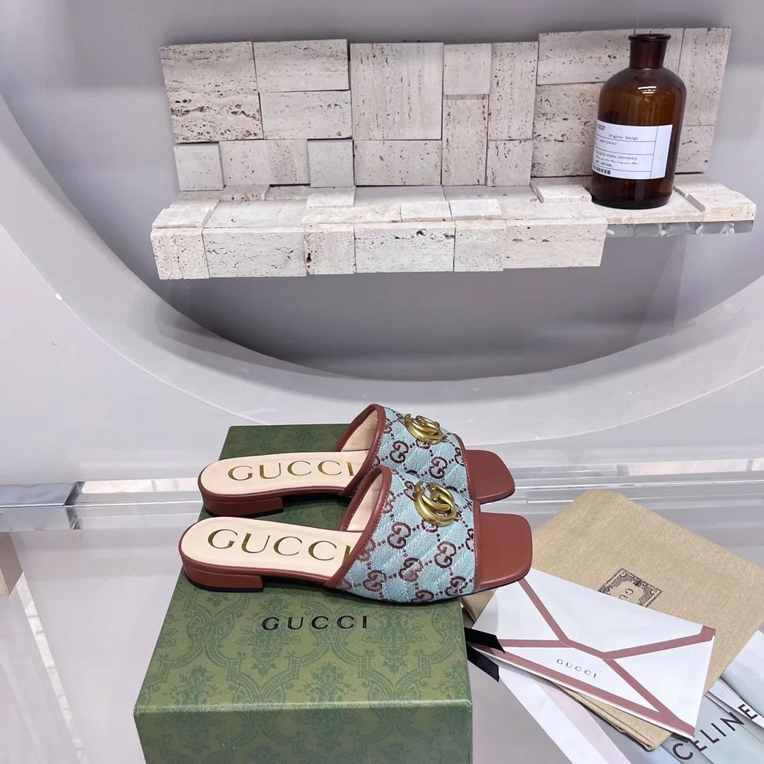 Alternative view of Gucci Women’s GG Raffia Effect Slide Brown