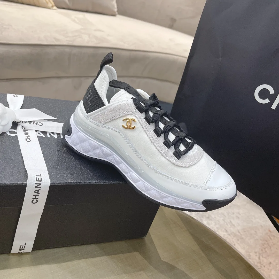 Chanel Sneakers Beige , Women’s Shoes / - Image 4