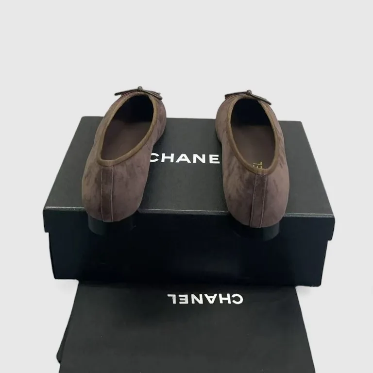 Chanel Ballet Flats Suede Dark Brown/Burgundy - Image 3