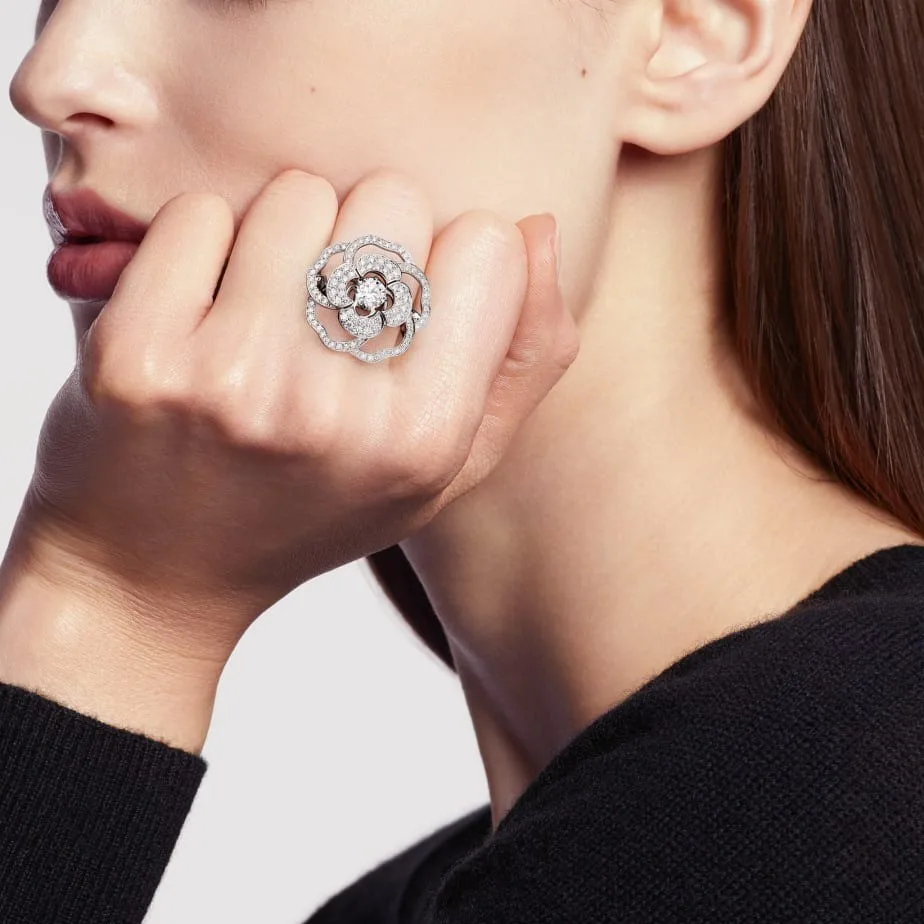 Alternative view of Chanel Camélia Bloom Ring White Gold