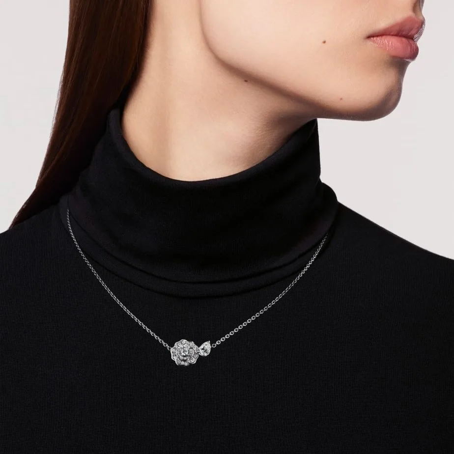 Alternative view of Chanel Camélia Précieux Necklace White Gold
