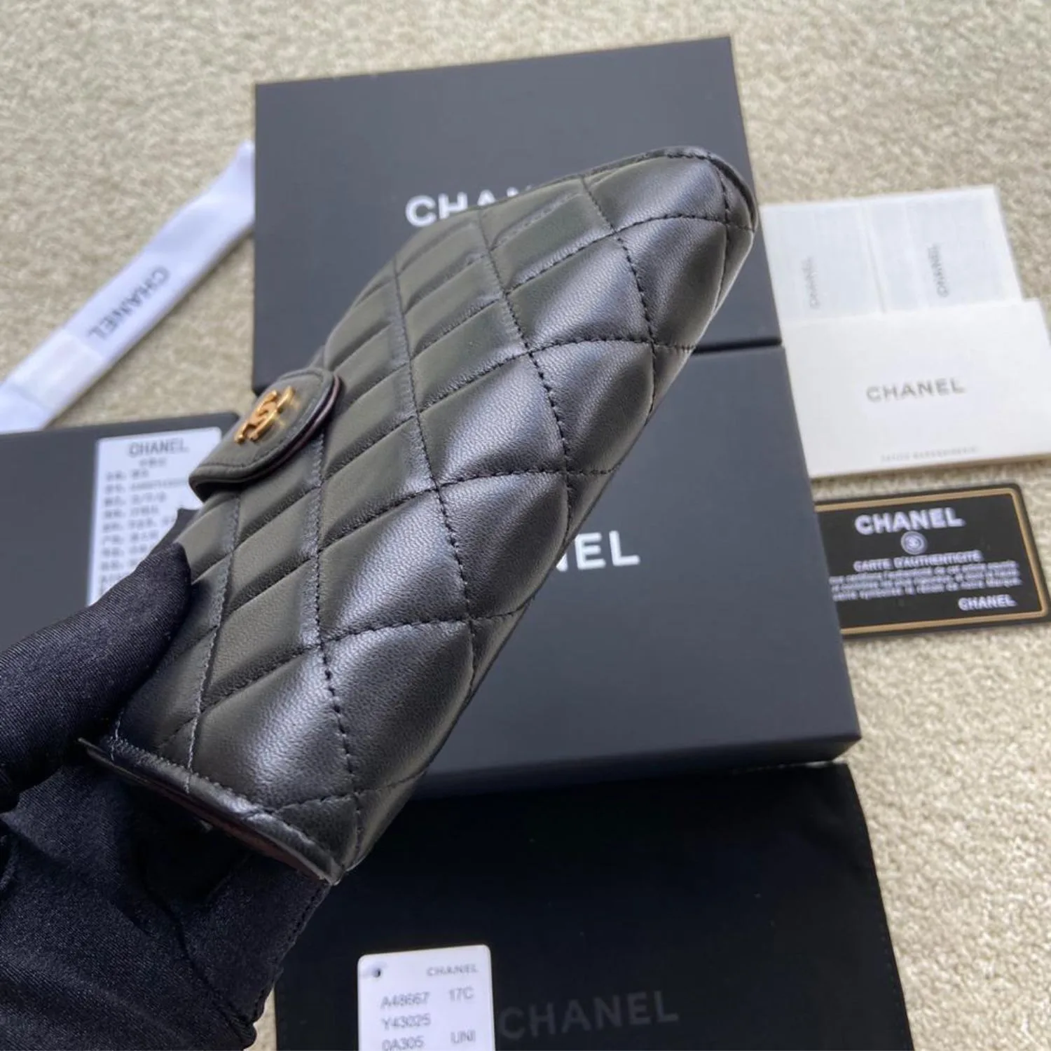 Chanel CC Lambskin Wallet Gold Hardware Black / - Image 10