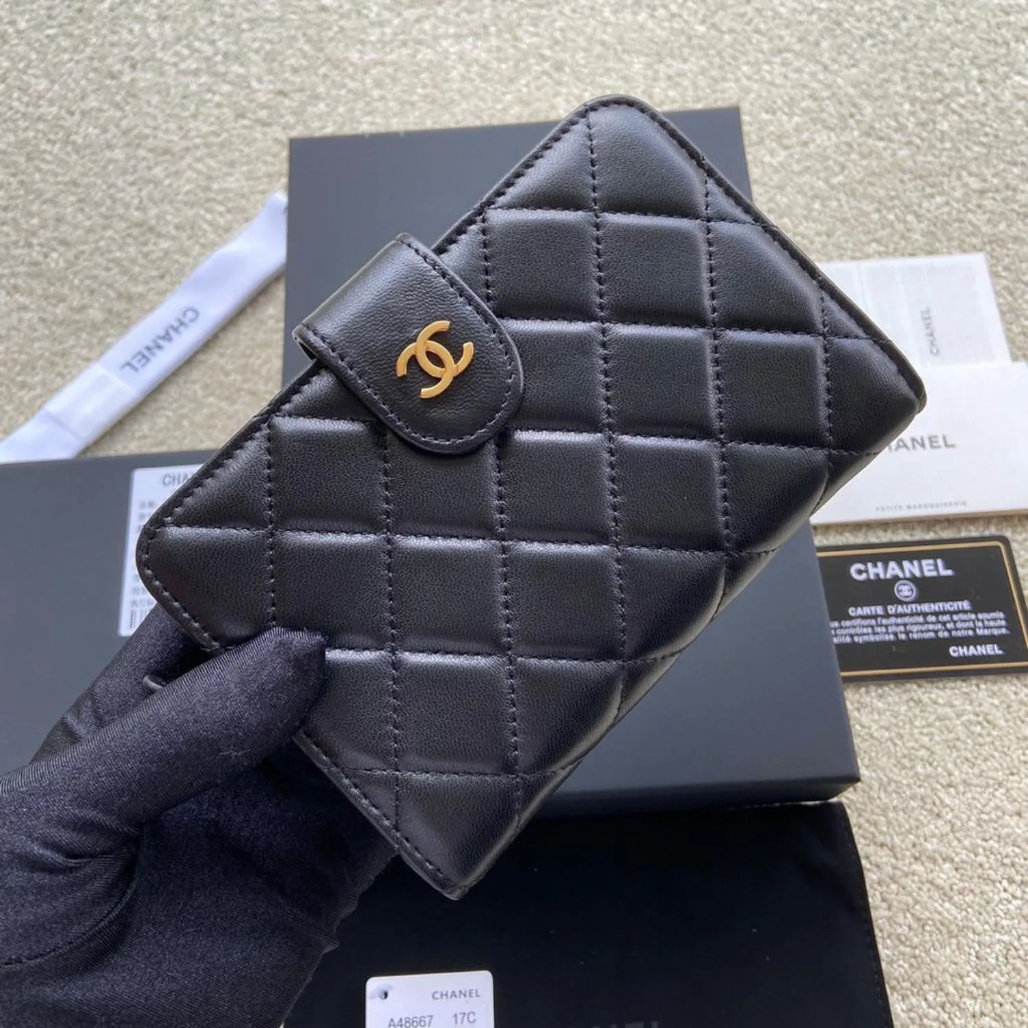 Chanel CC Lambskin Wallet Gold Hardware Black / - Image 5