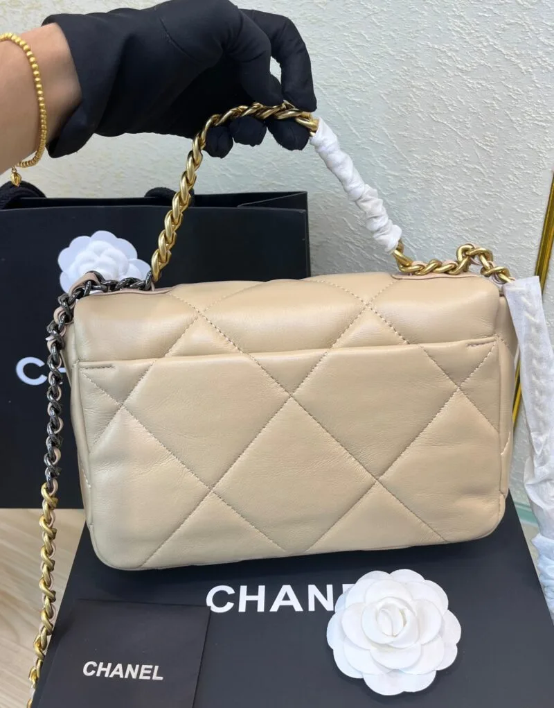 Chanel 19 Flap Bag Beige / - Image 3