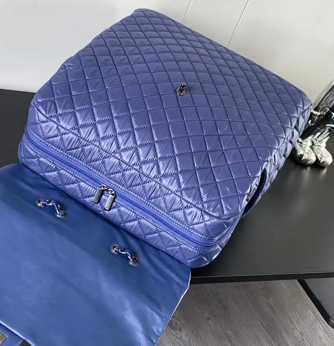 Chanel Classic Quilted Suitcase Blue / - Image 7