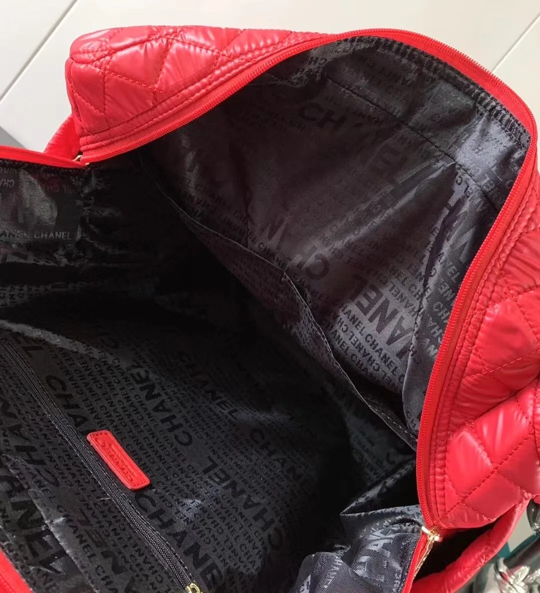 Chanel Classic Quilted Suitcase Red / - Image 9