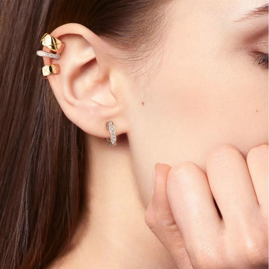 Chanel Coco Crush Earrings White/Yellow Gold - Image 5