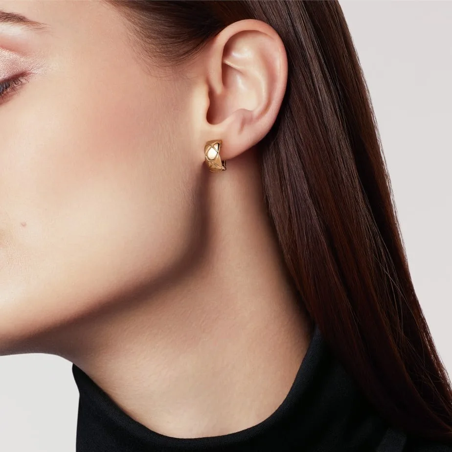 Chanel Coco Crush Earrings Beige Gold - Image 5