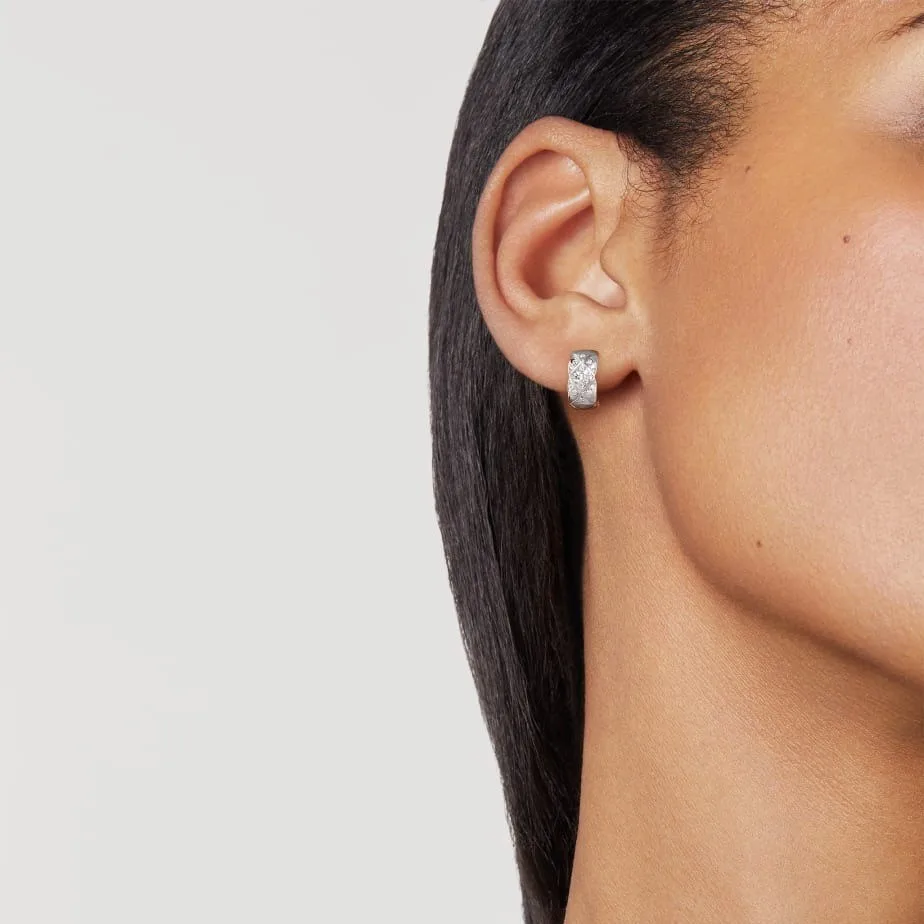 Chanel Coco Crush Earrings White Gold - Image 4