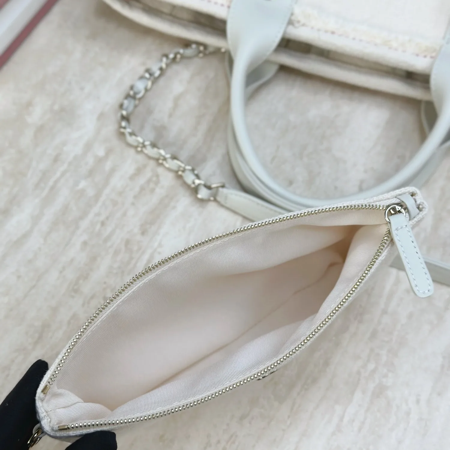 Chanel Deauville Large Tote Bag / Beige Gold Hardware - Image 4