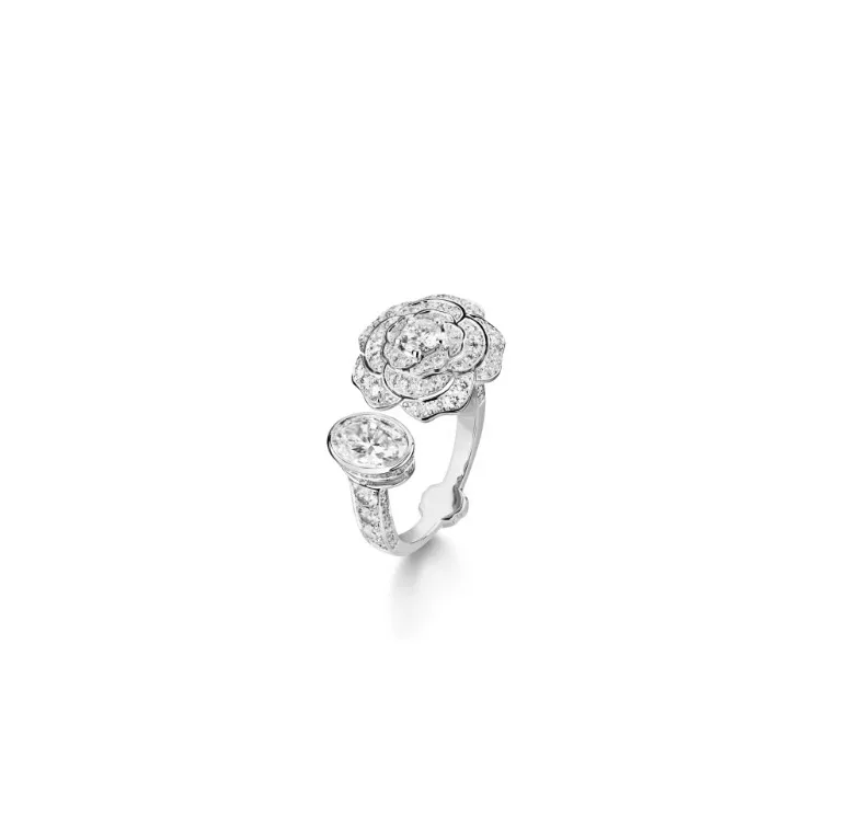 Chanel Diamant Evanescent