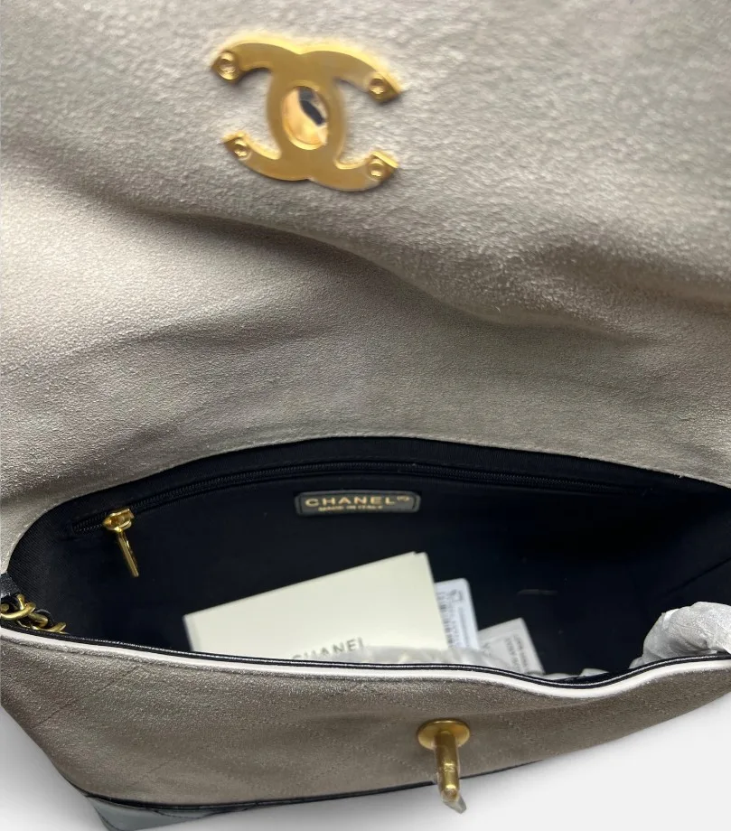 Chanel Flap Bag Large Crossbody / Teal Gold Hardware - Image 6