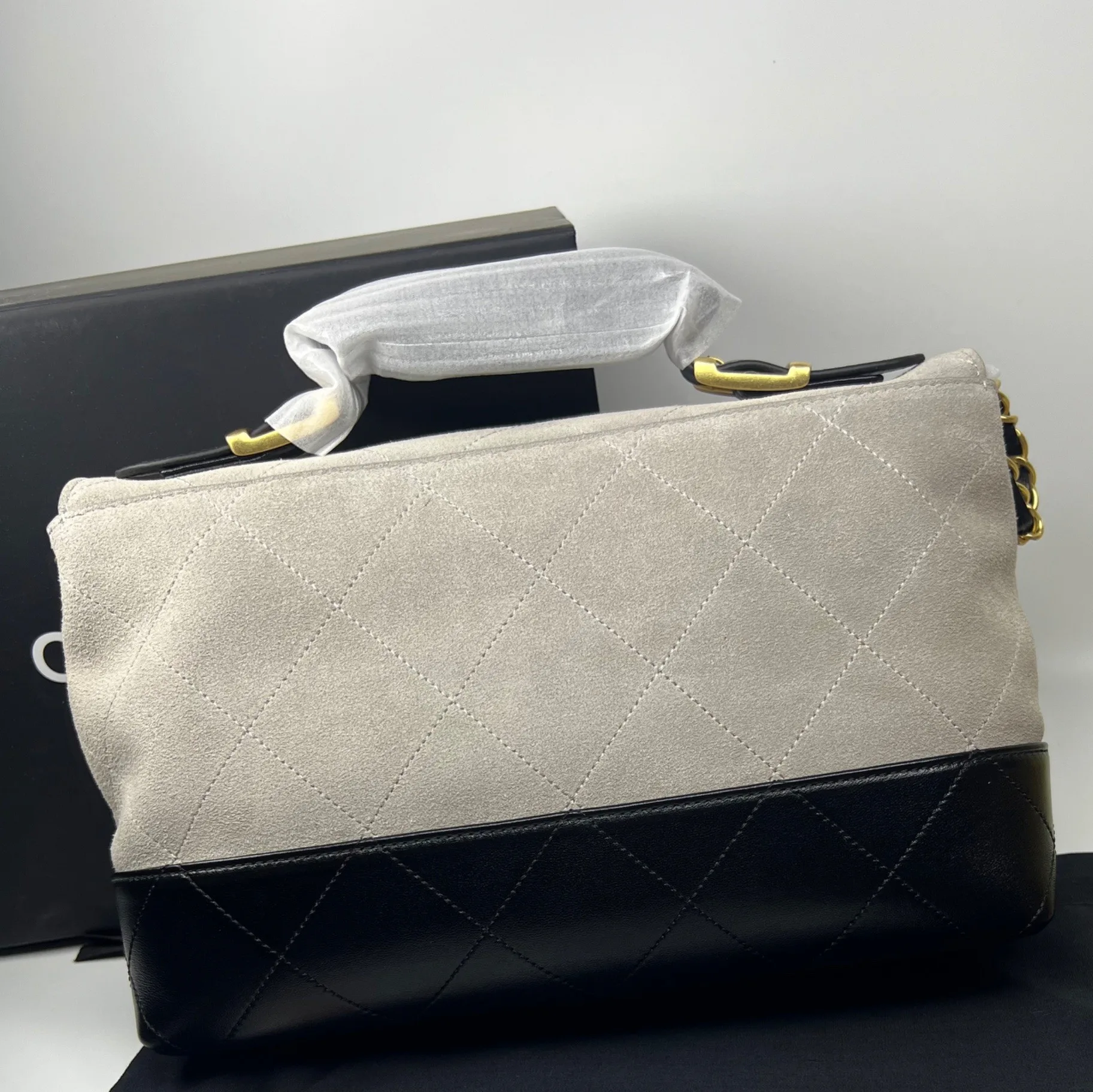 Chanel Flap Bag Large Crossbody / Teal Gold Hardware - Image 3