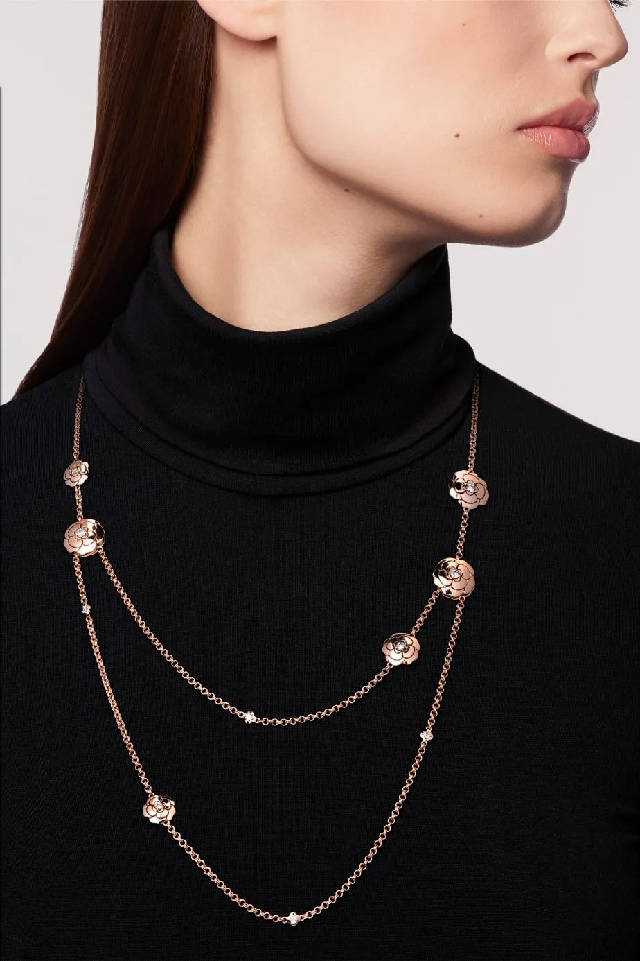 Chanel Les Infinis De Camélia Necklace Rose Gold - Image 4
