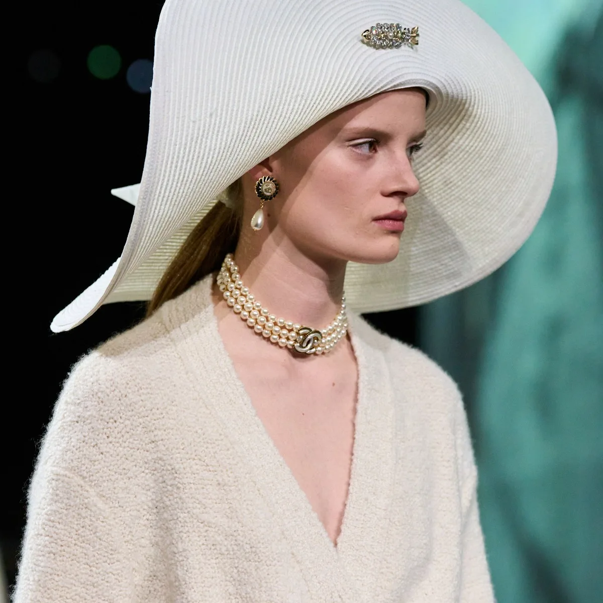 Alternative view of Chanel Pearl Choker ABE564 NAANF