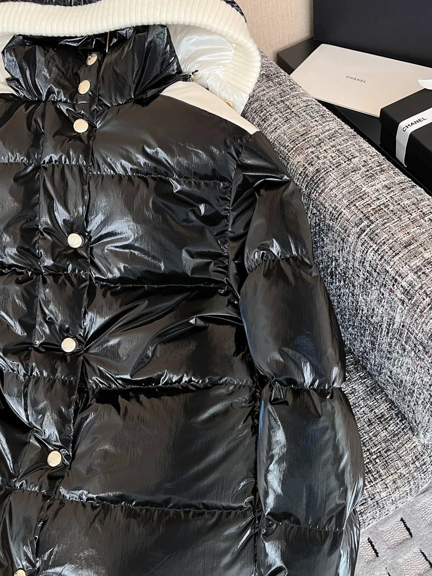 Chanel Puffer Coat Black - Image 7