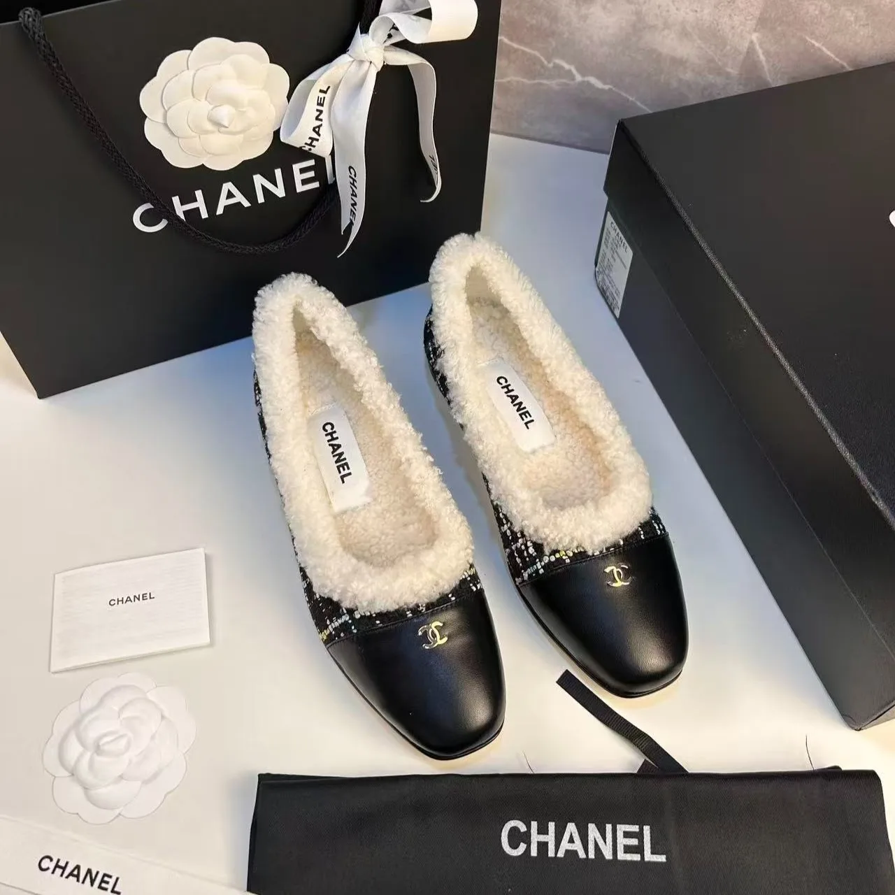 Alternative view of Chanel Shearling Ballet Flats Black