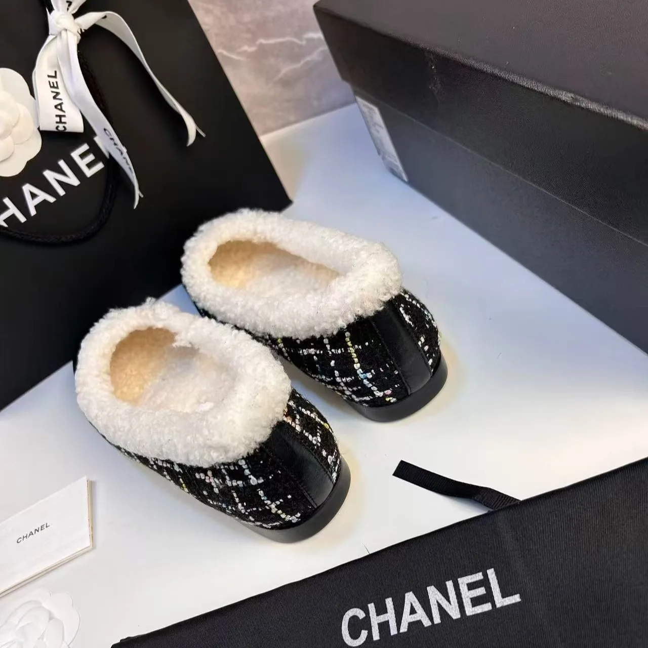 Chanel Shearling Ballet Flats Black - Image 5