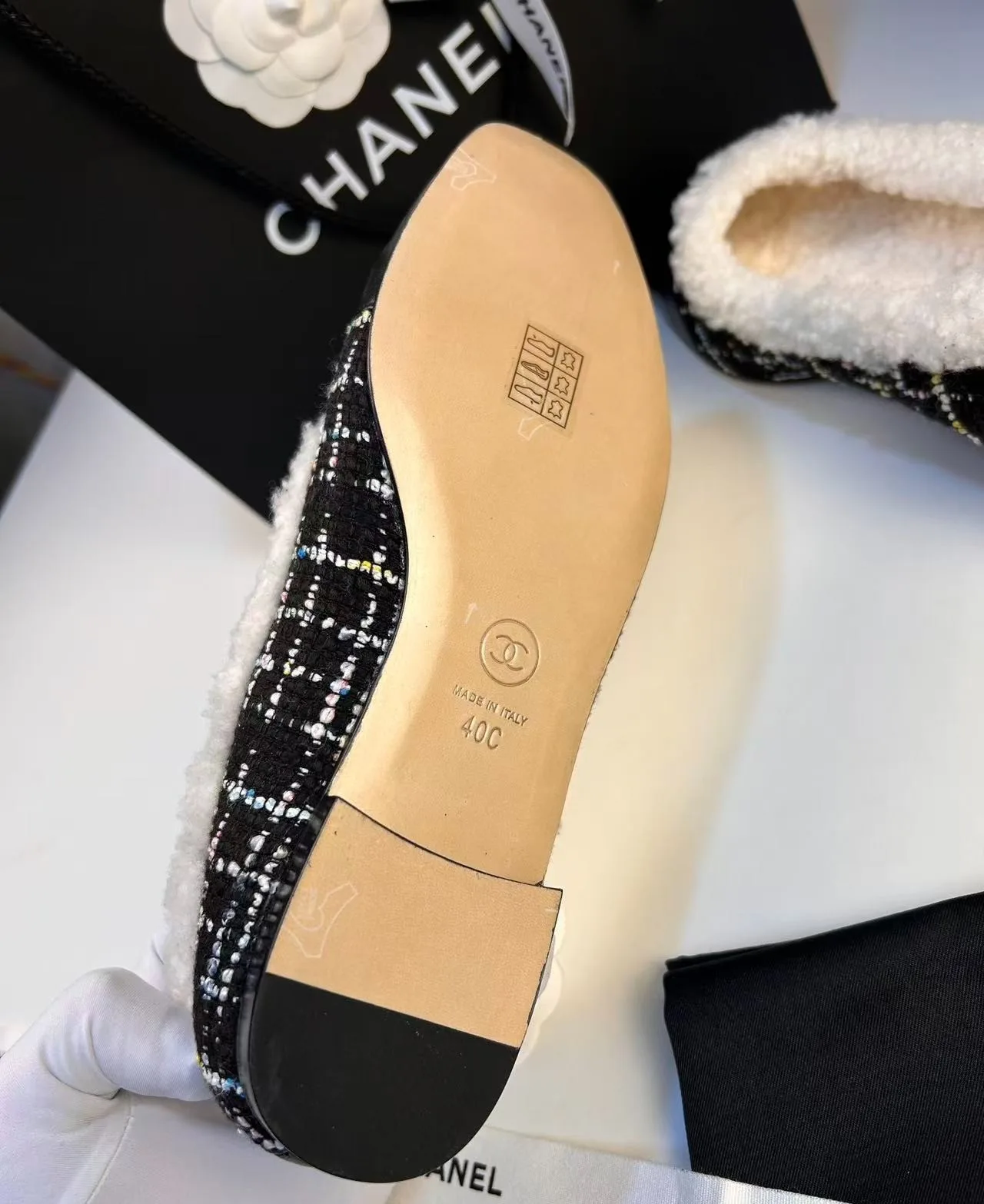 Chanel Shearling Ballet Flats Black - Image 6