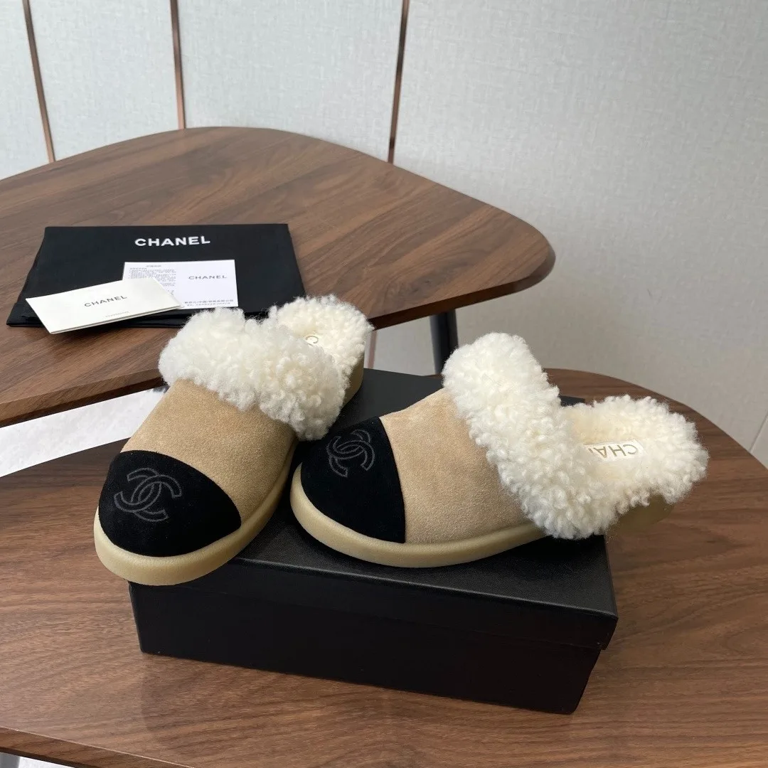 Chanel Shearling Two-Tone Mules Beige/Black - Image 9