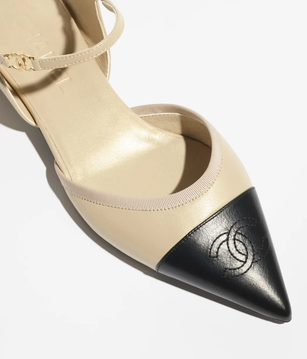 Chanel Slingbacks Beige/ Black --U7319 - Image 5
