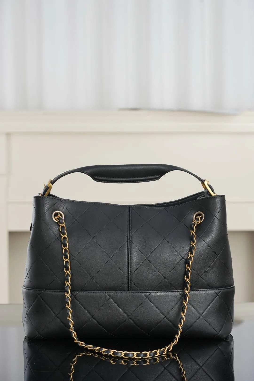 Chanel Shopping Small Tote Bag / Pink Gold Hardware - Image 3