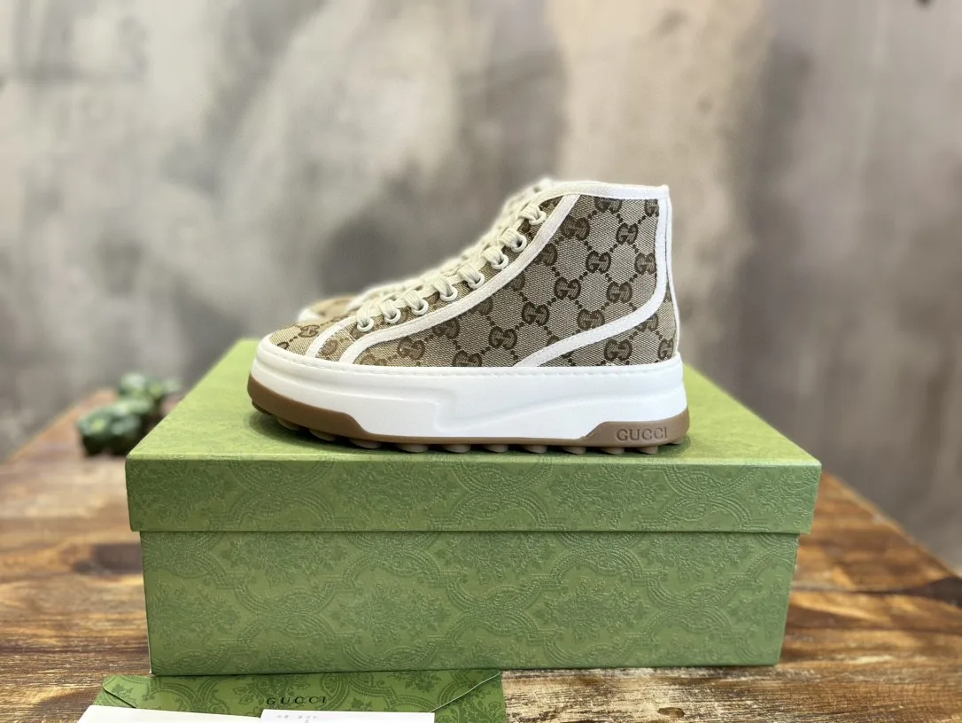 Gucci Chunky Sneaker Brown - Image 5