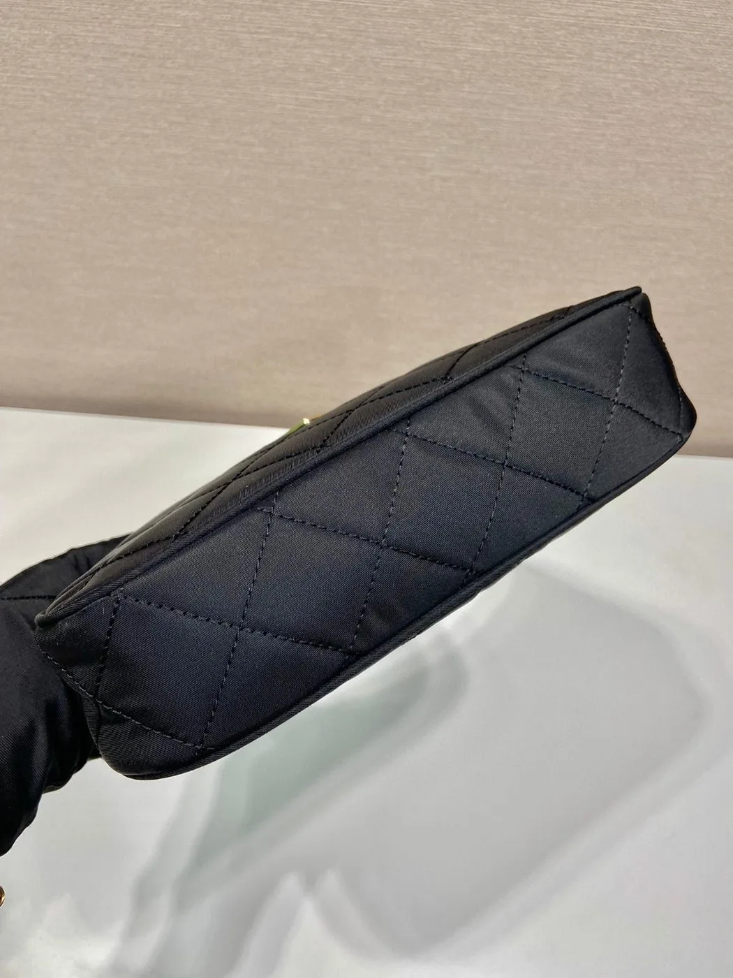 Prada Contenitore Maniglia Tessutu Quilted Shoulder Bag Black / - Image 3