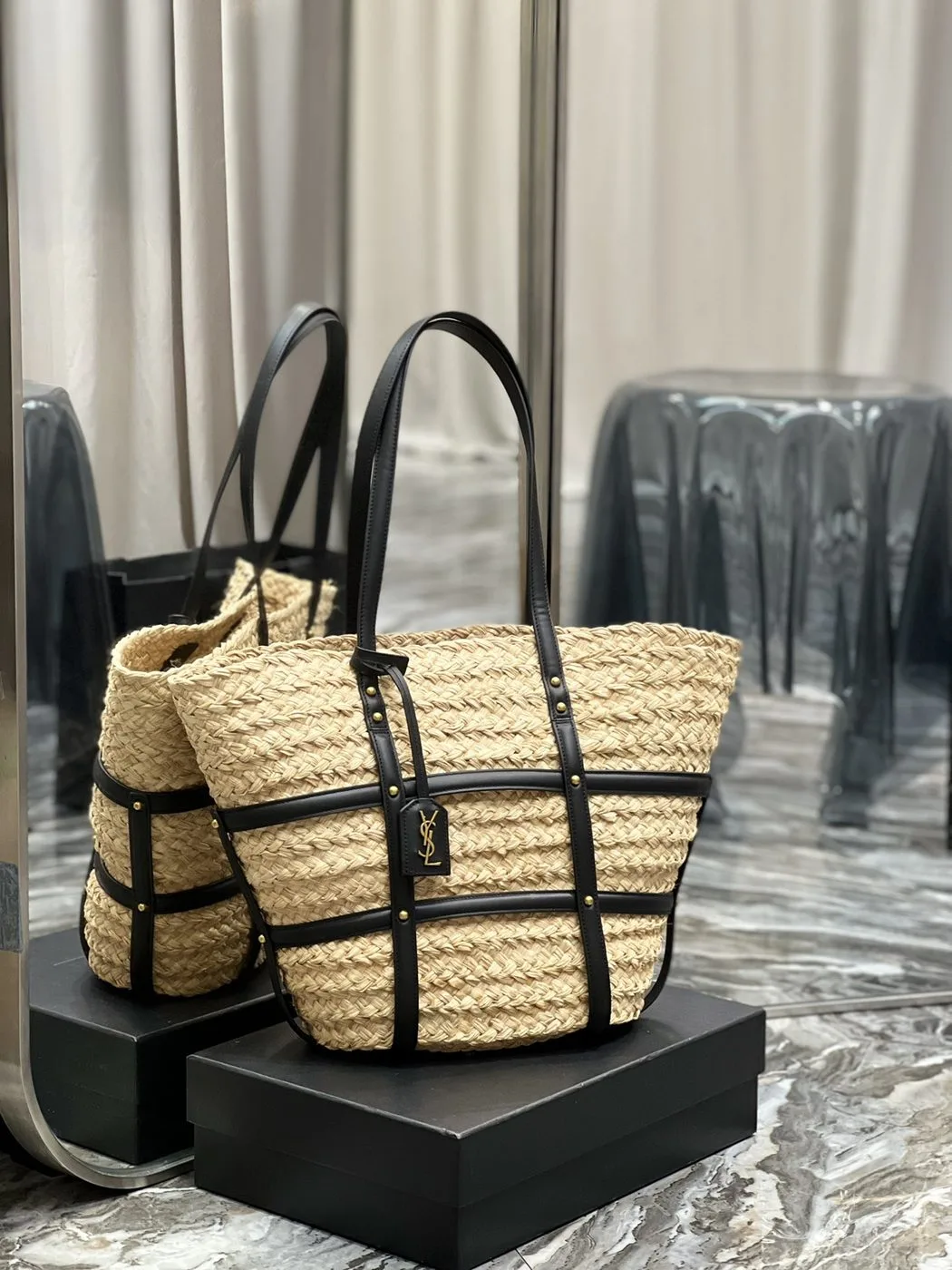 Saint Laurent Beatrix Panier Cut Out Beige - Image 4