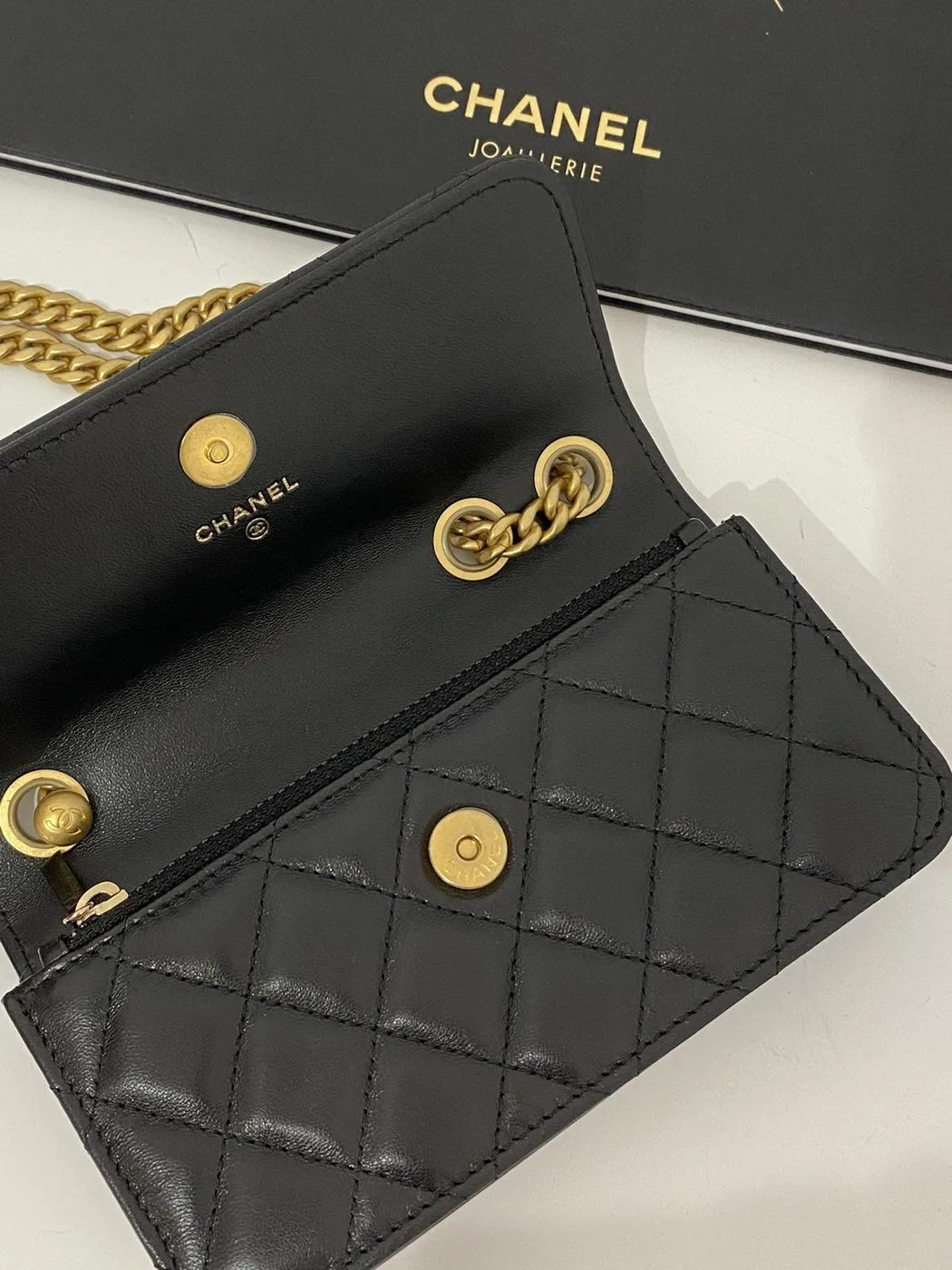 Chanel Wallet With Strap Black - Image 4