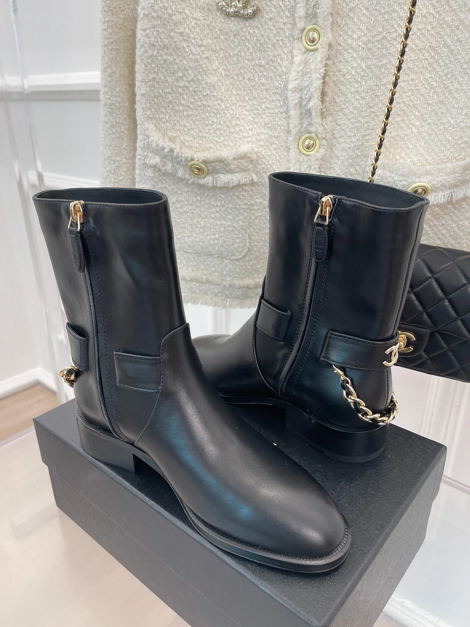 Chanel Ankle Boots With Chain Black / - Image 7