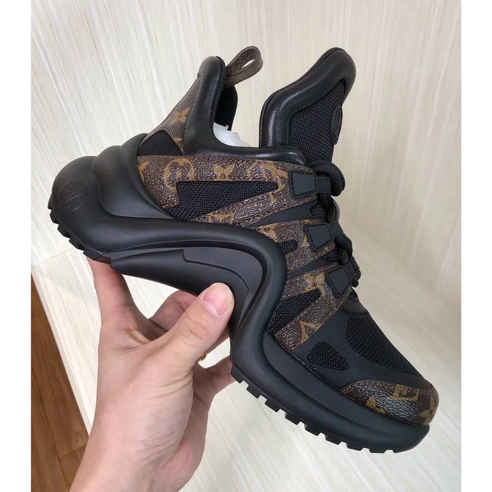 Louis Vuitton LV Archlight Sneaker Black 1A43LL - Image 6
